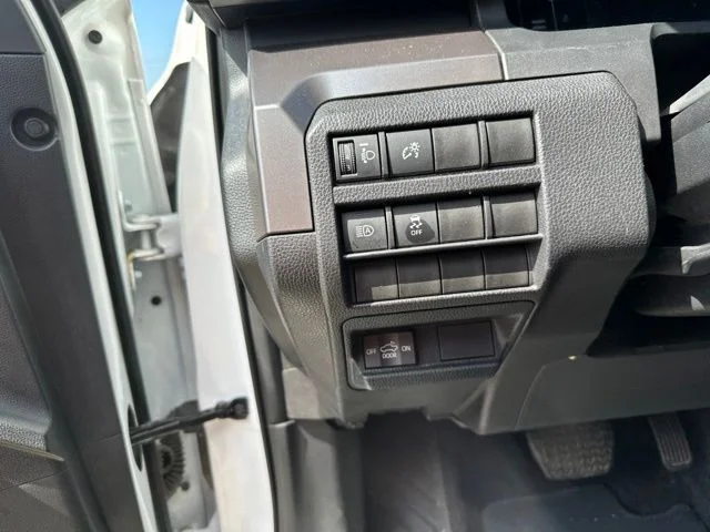Used 2025 White Toyota SR5 image 19