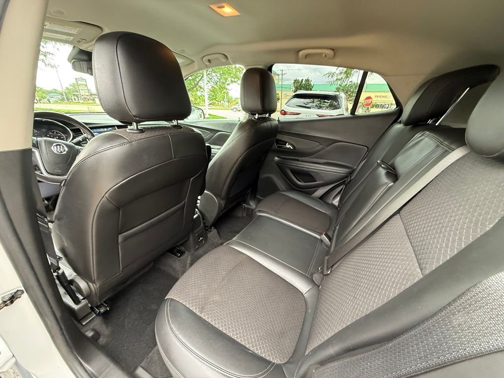 Used 2020 White Buick Preferred image 27