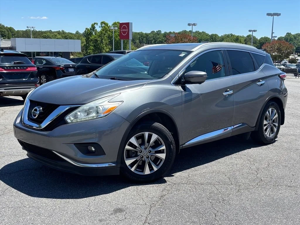 Used 2016 Gray Nissan SL image 2