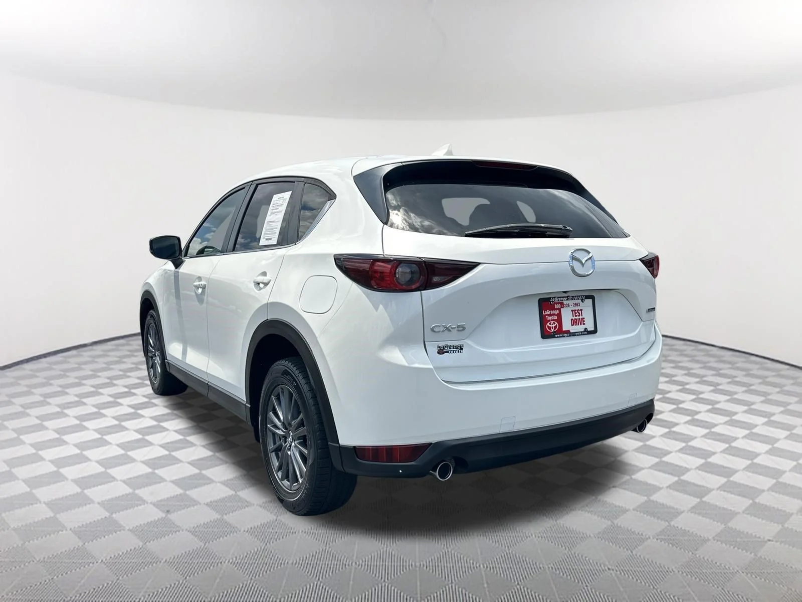 Used 2021 Snowflake White Pearl Mica Mazda Touring image 7