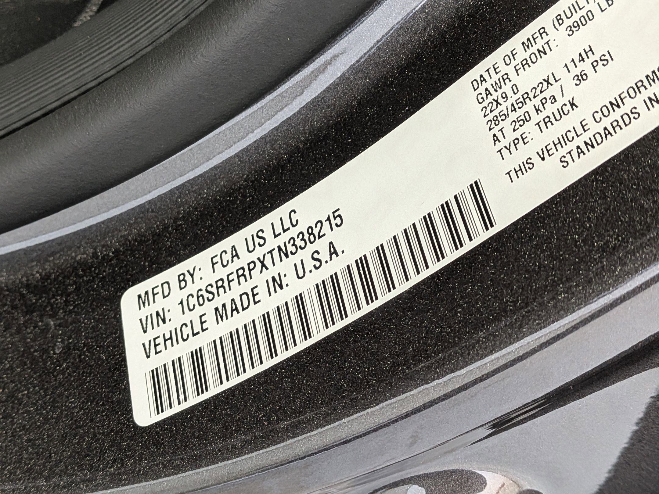 New 2026 Granite Crystal Metallic Clear-Coat Exterior Paint RAM Laramie image 19