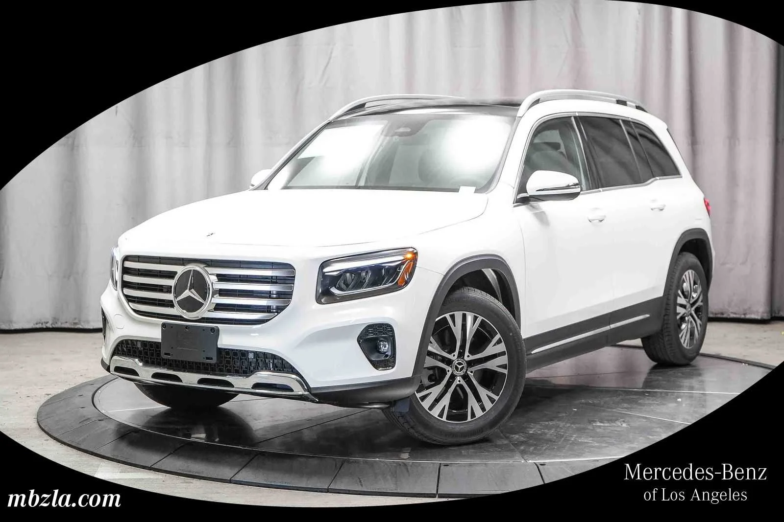 New 2026 Polar White Mercedes-Benz GLB 250 image 42