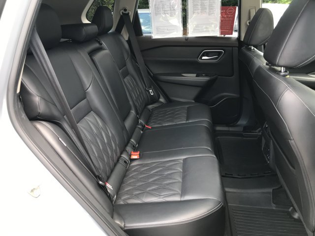 Certified Used 2021 Boulder Gray Pearl Nissan Platinum image 29