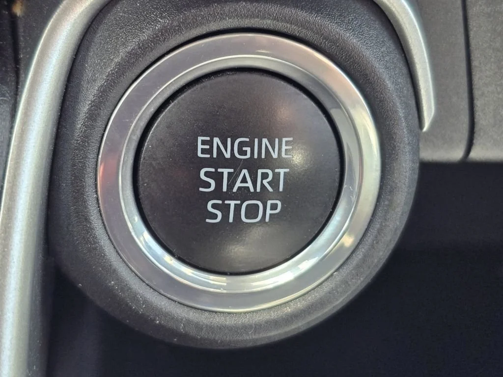 Used 2024 Wind Chill Pearl Toyota XLE image 9