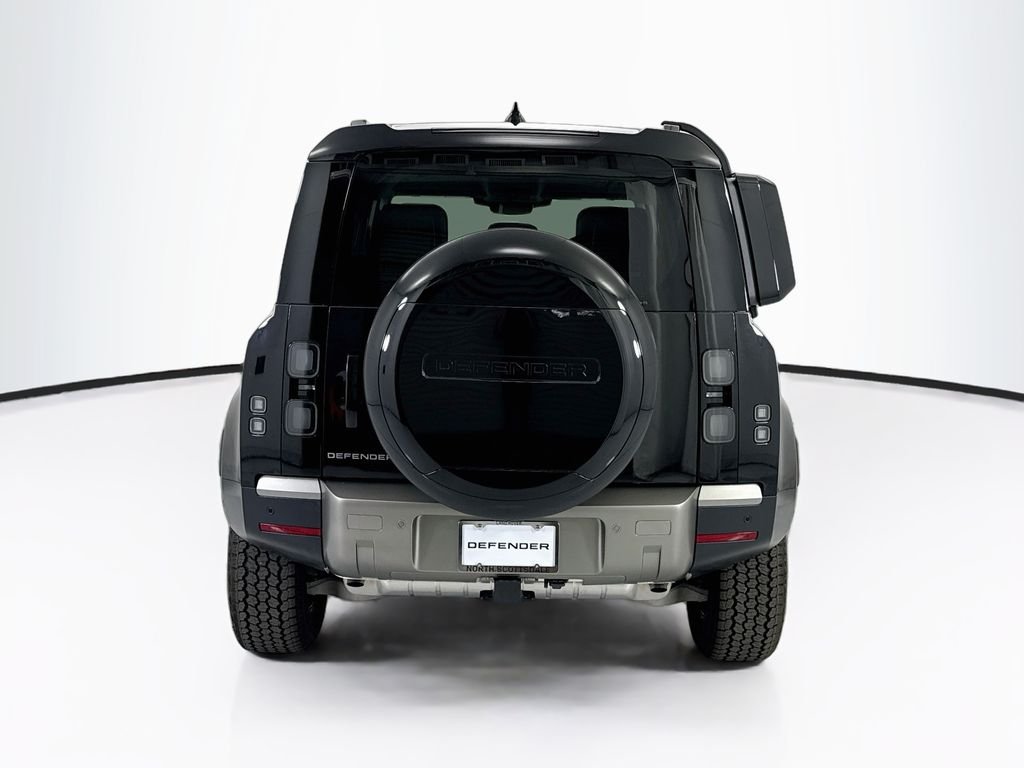 Used 2026 Santorini Black Metallic Land Rover S image 6