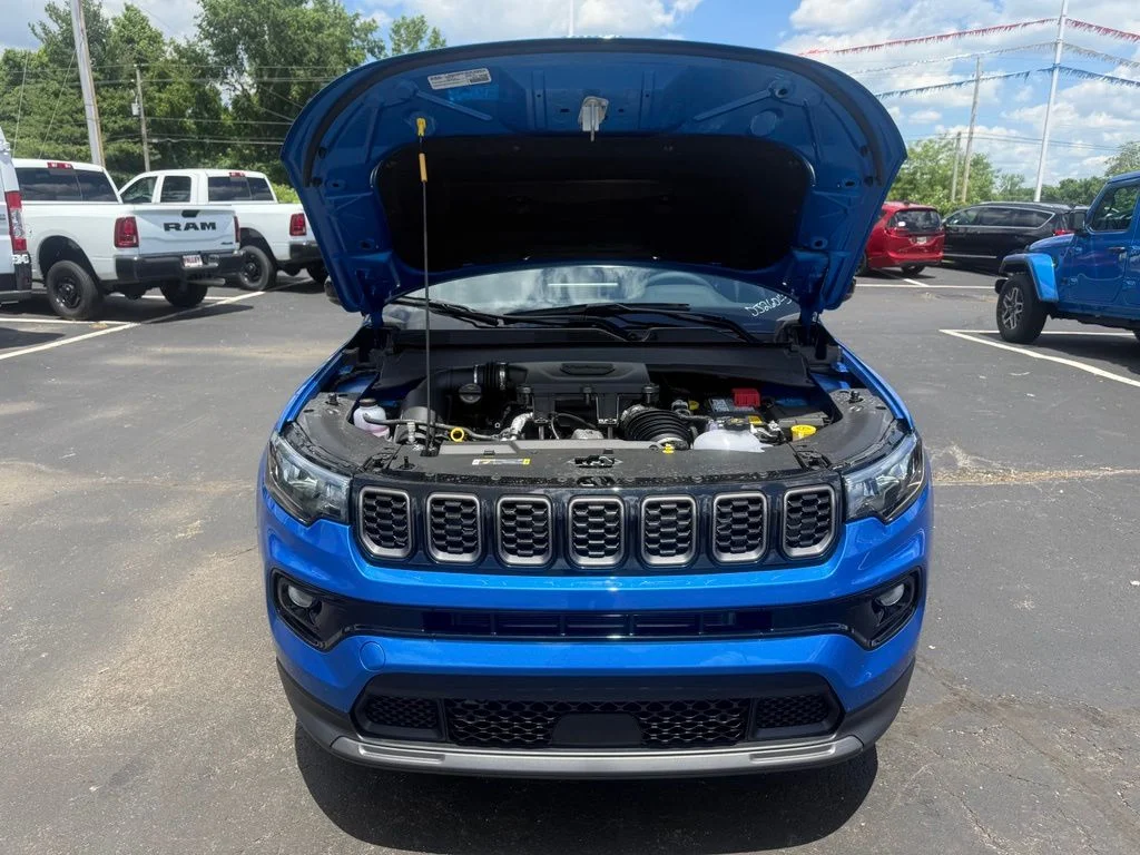 New 2026 Hydro Blue Pearl-Coat Exterior Paint Jeep Limited image 53