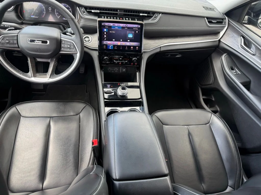 Used 2023 Black Jeep Limited image 41