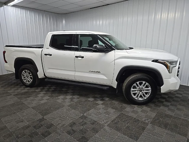 2022 Toyota Tundra SR5