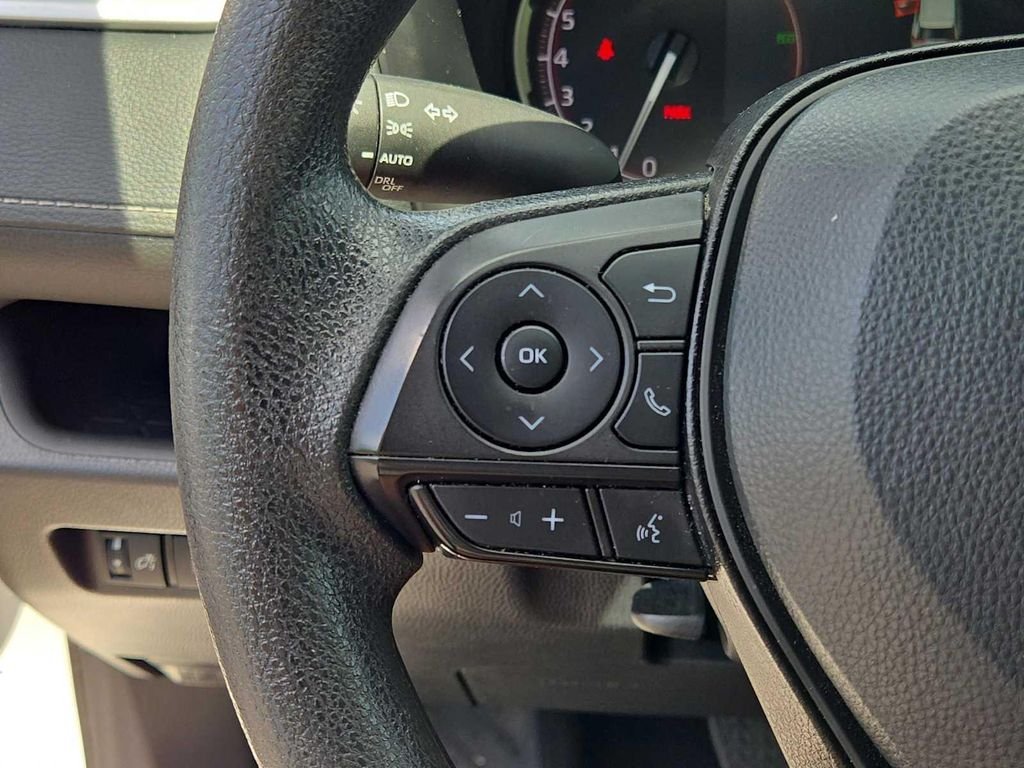 Used 2024 White Toyota XLE image 22