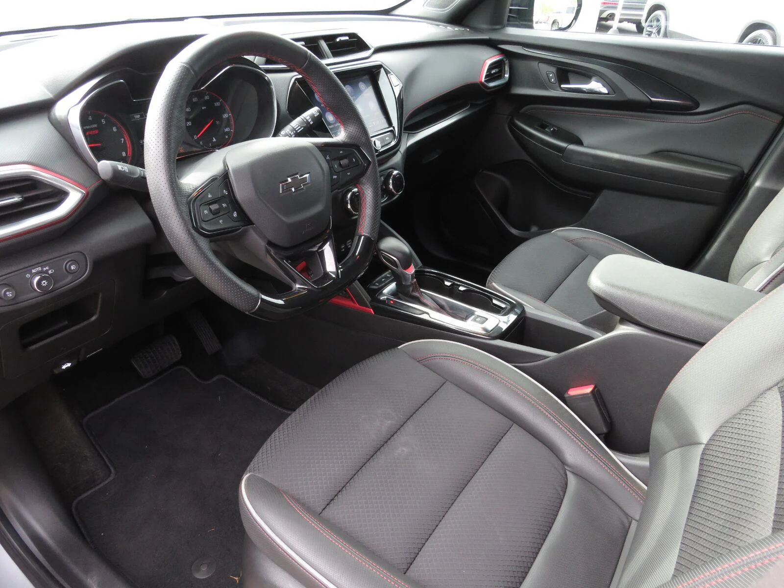 Used 2023 STERLING GRAY METALLIC Chevrolet RS image 21
