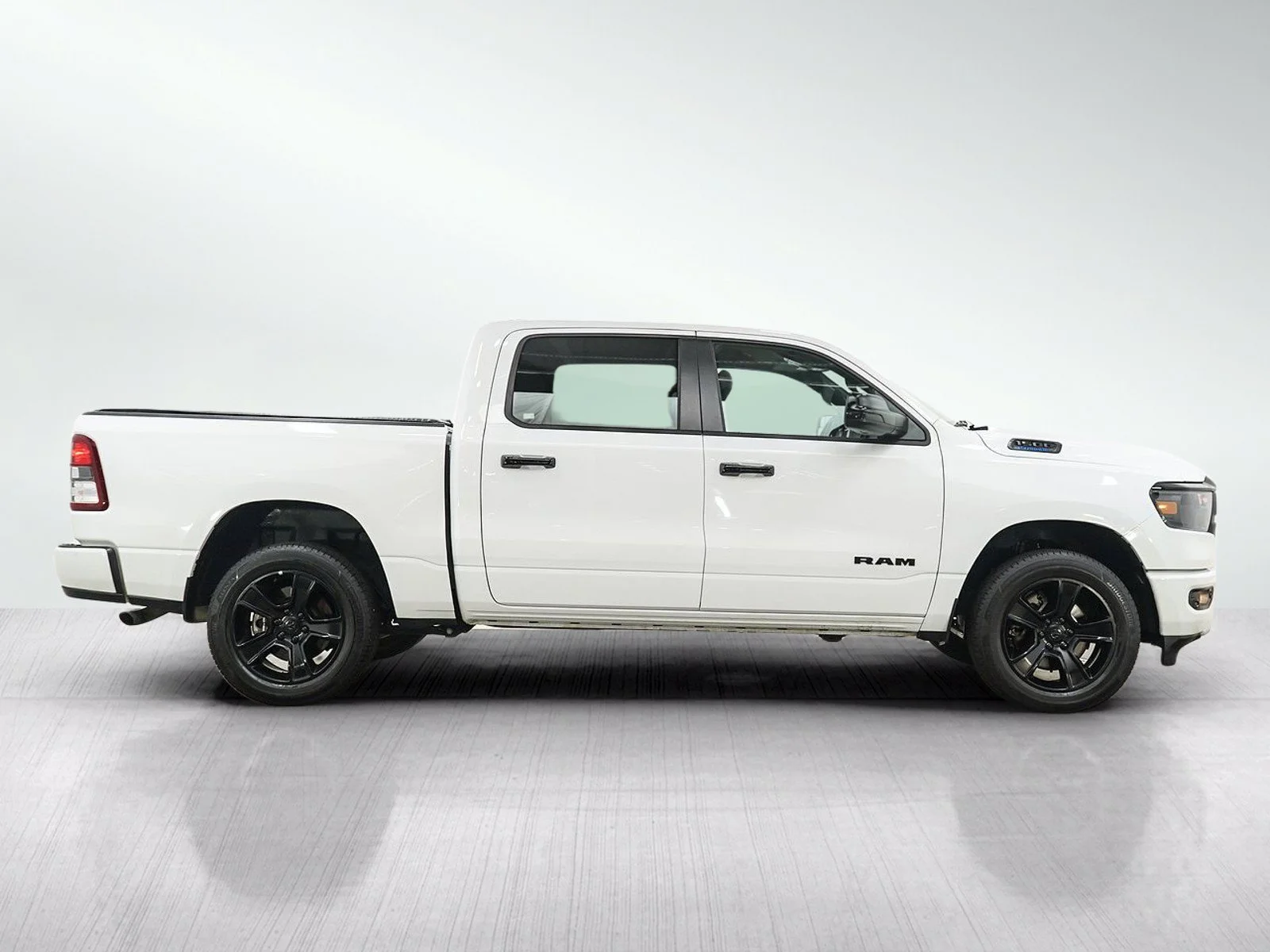 Used 2023 Bright White Clearcoat Ram Big Horn/Lone Star image 6