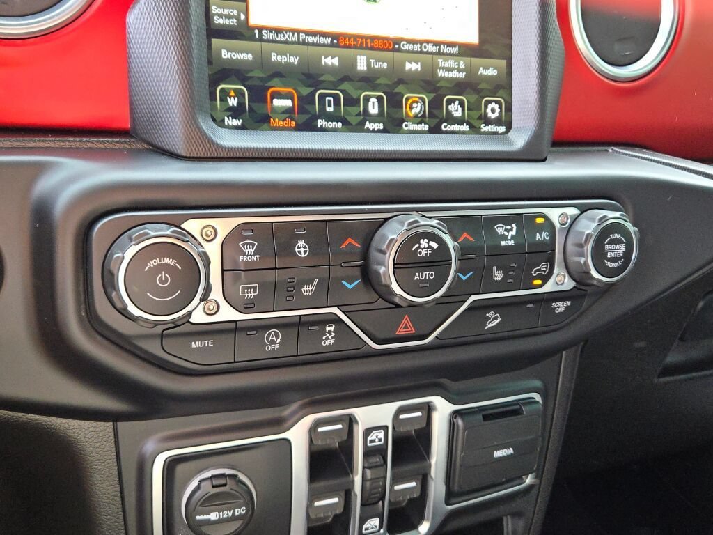 Used 2019 White Jeep Rubicon 4x4 image 28