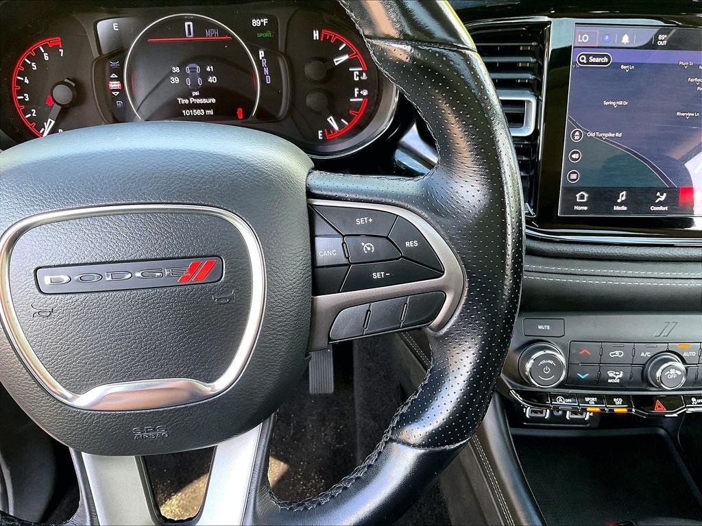 Used 2022 Black Dodge SXT image 25