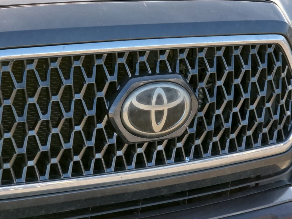 Used 2019 Gray Toyota TRD Off-Road image 13