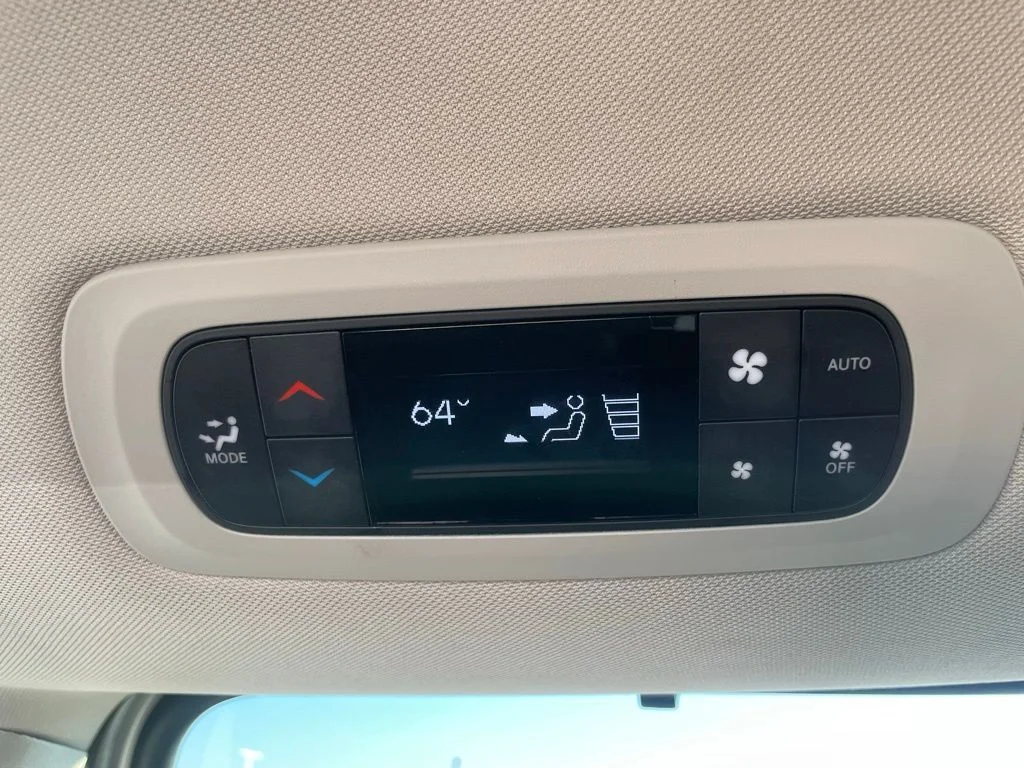 2024 Chrysler Pacifica Touring L - Photo 55