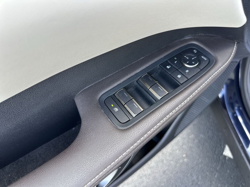 Used 2024  Lexus 350 Premium image 19