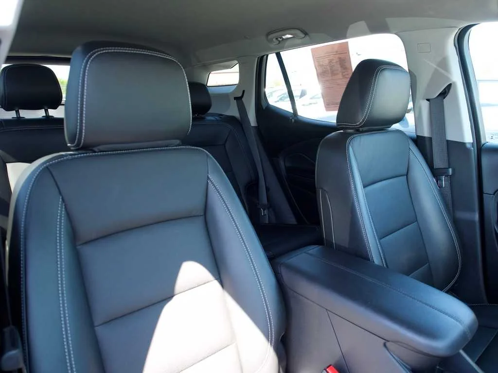 2023 GMC Terrain SLT - Photo 38