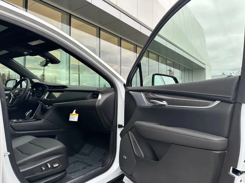 New 2025 Crystal White Tricoat Cadillac Sport image 11