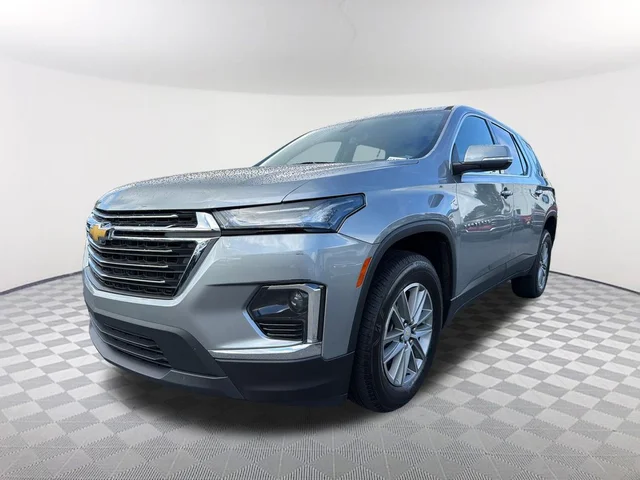2023 Chevrolet Traverse LT