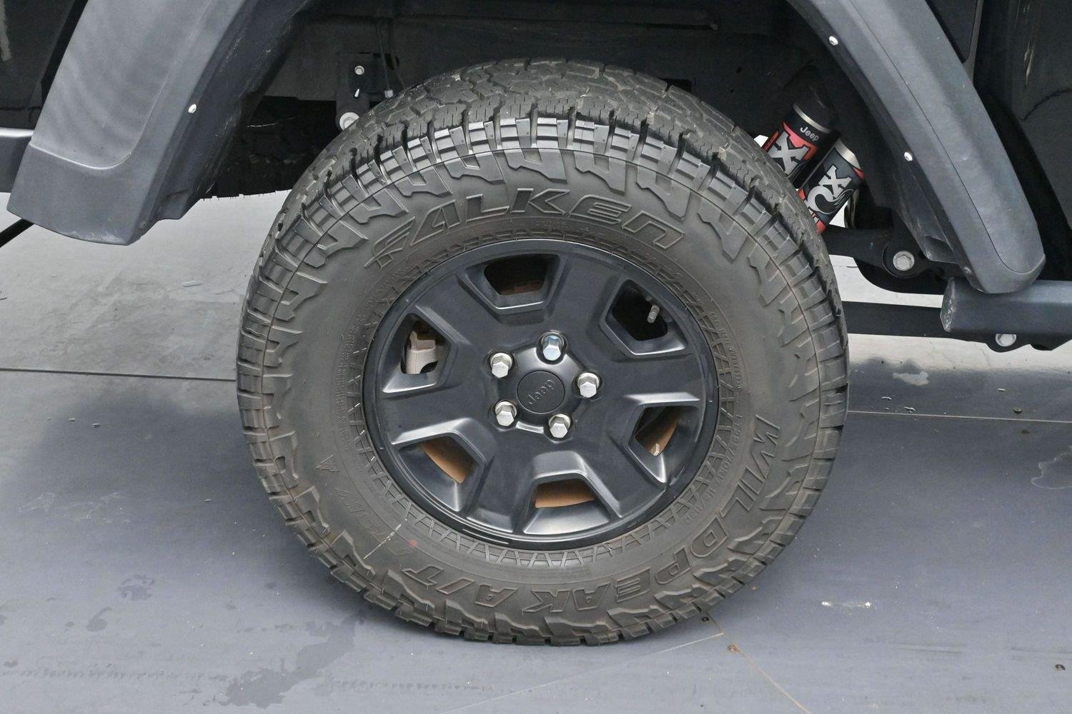 Used 2022 Black Jeep Mojave image 35