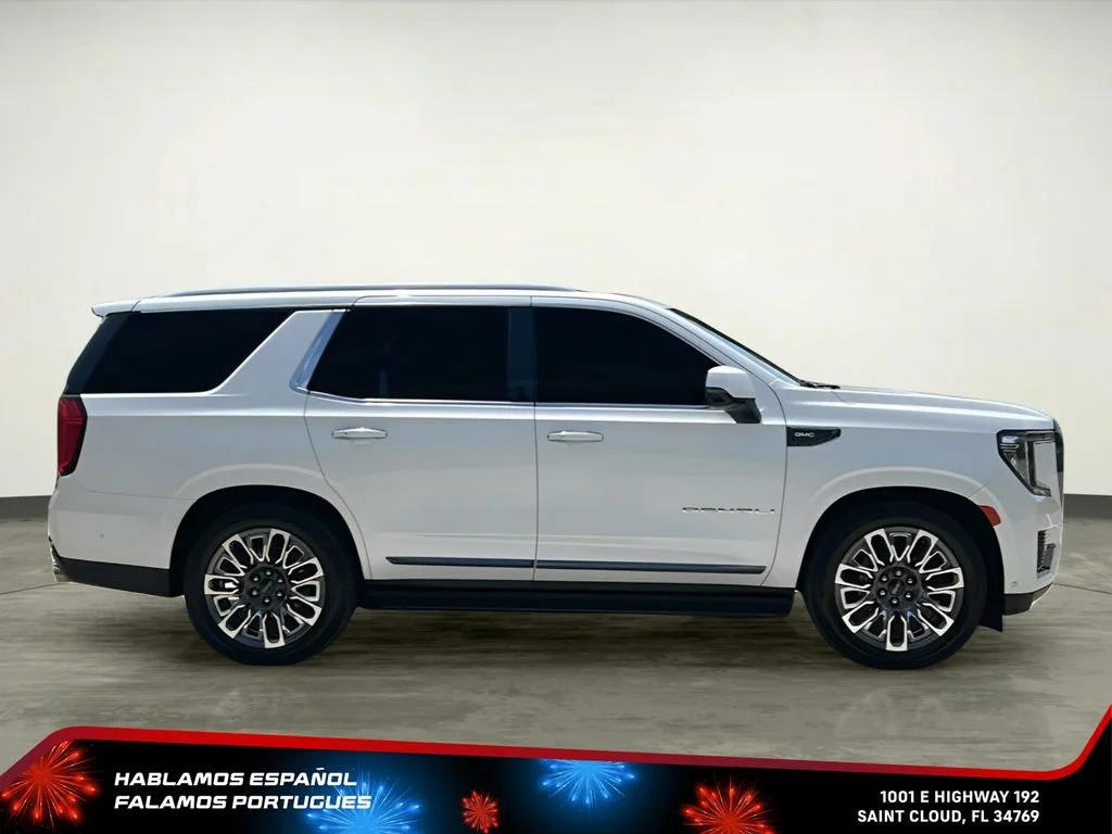 Used 2023 White Frost Tricoat GMC Denali Ultimate image 7