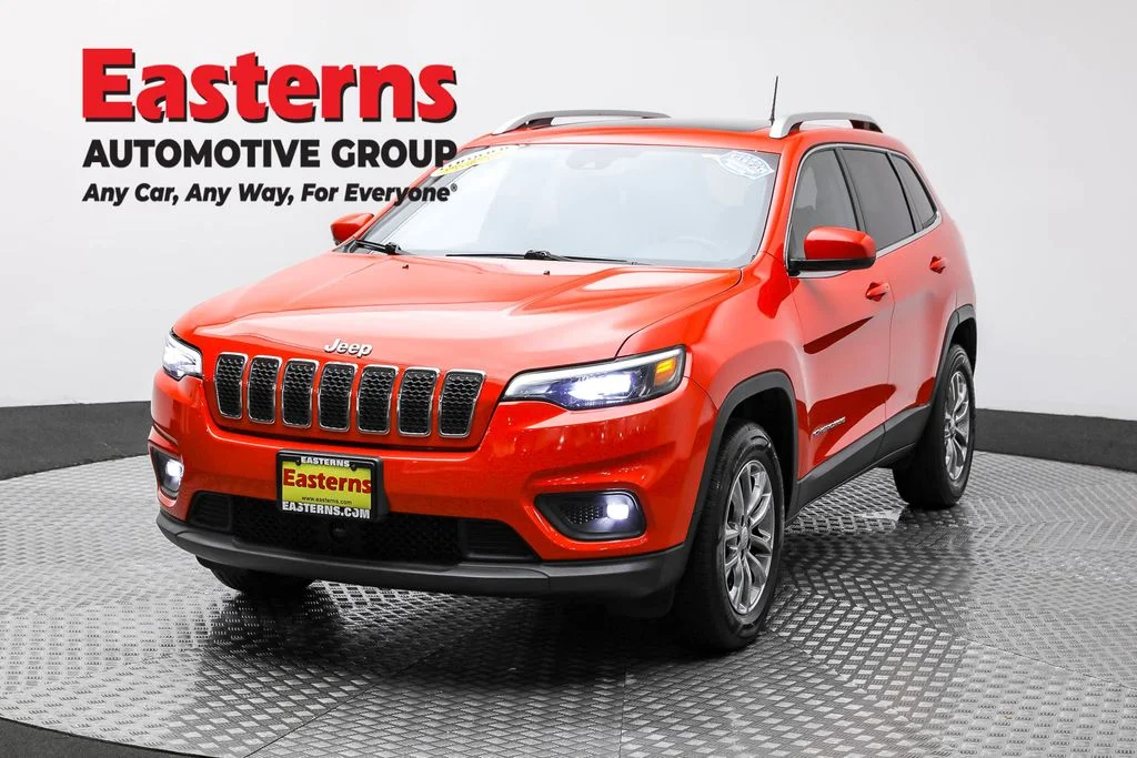 Used 2021 Orange Jeep Latitude Plus image 1