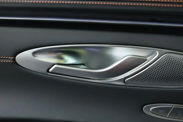 New 2026 Savile Silver Genesis 3.5T Sport Prestige image 16