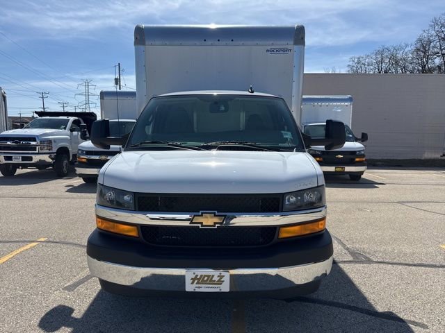 New 2025 Summit White Chevrolet 2WT image 2