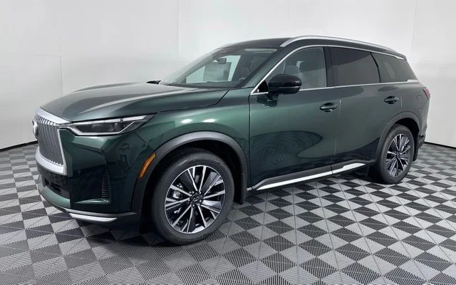 New 2027  INFINITI LUXE image 3