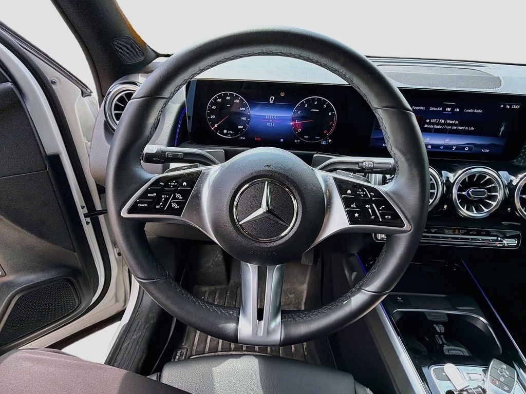 Used 2024 White Mercedes-Benz GLB 250 image 12
