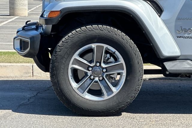 Used 2022 Silver Jeep Unlimited Sahara image 25