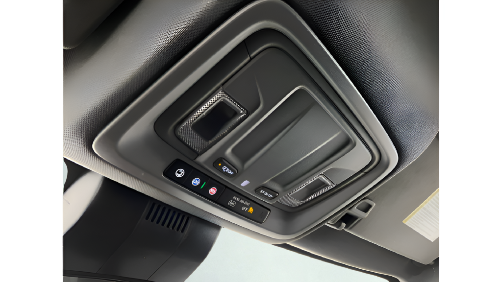 Used 2024 White Chevrolet LT image 24