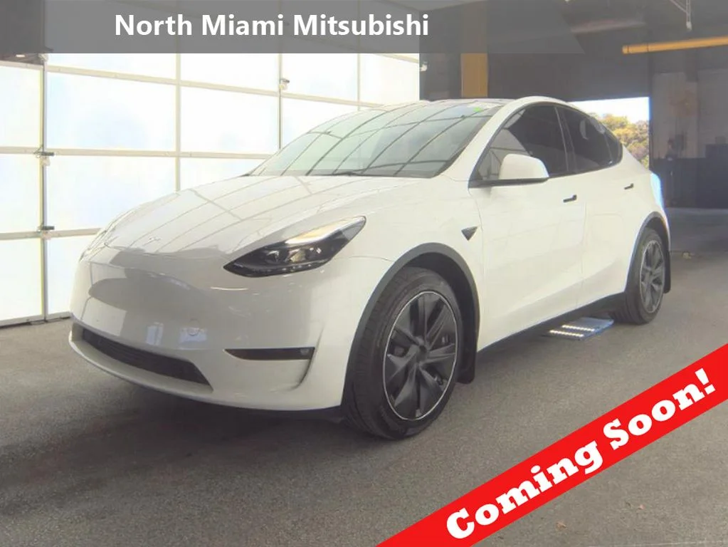 2023 Tesla Model Y Long Range Dual Motor All-Wheel Drive's photo