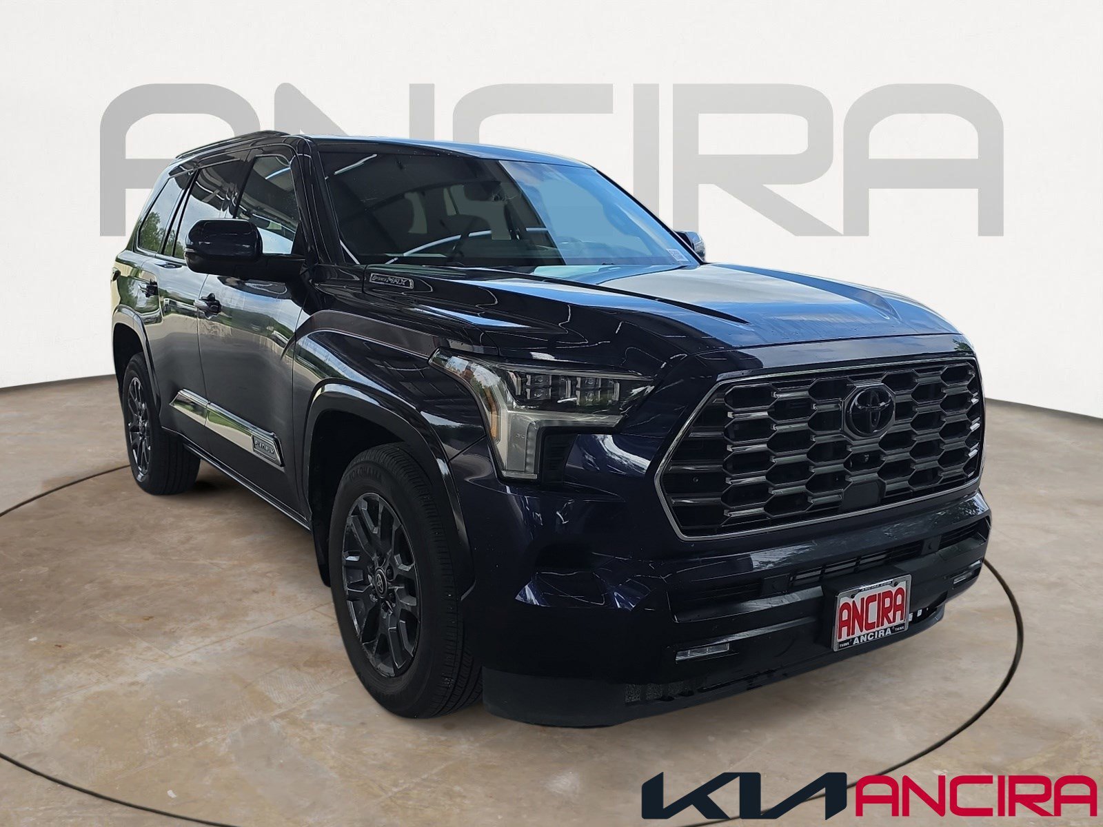 2025 Toyota Sequoia Platinum 4WD i-FORCE MAX Hybrid's photo