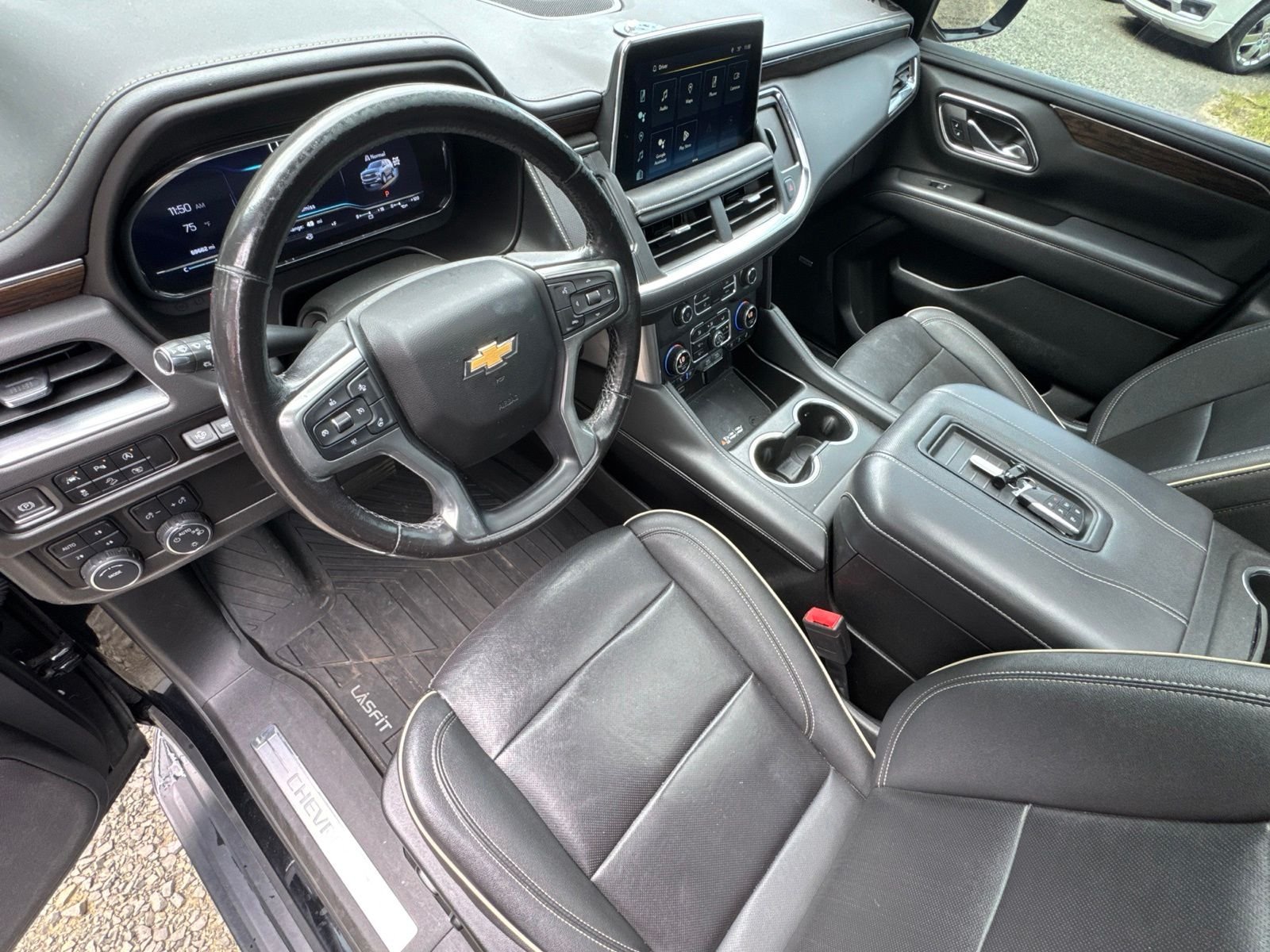 Used 2023 Black Chevrolet Premier image 33