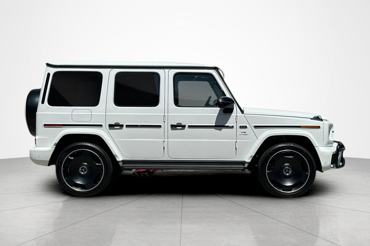 New 2026 MANUFAKTUR Moonlight White Magno Mercedes-Benz AMG® G 63 SUV image 6