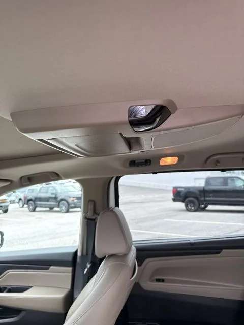 Certified Used 2019 White Honda EX-L image 8