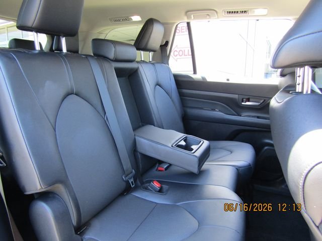 Used 2024 Pearl Toyota XLE image 25