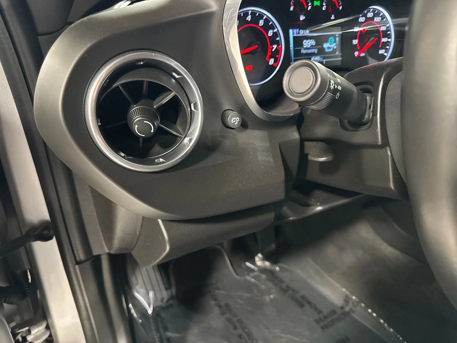 Used 2017 Silver Ice Metallic Chevrolet 1LT image 19