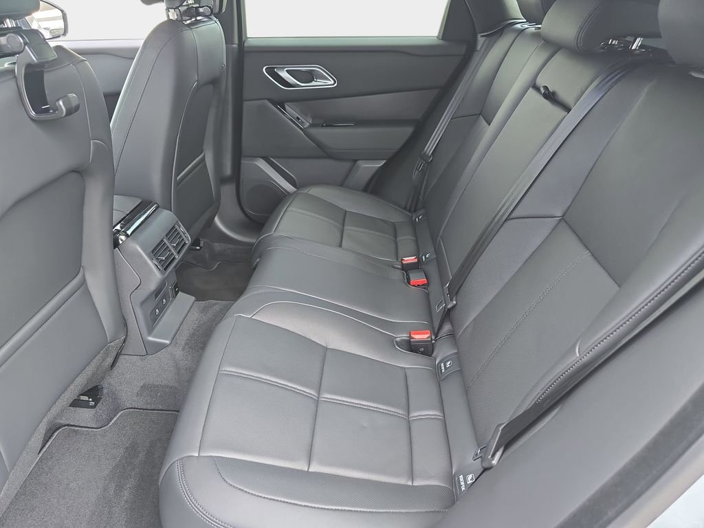 New 2026 Arroios Grey Land Rover Dynamic SE image 14