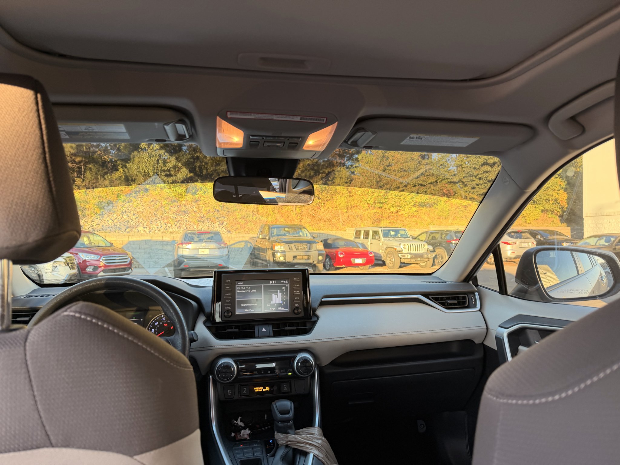 Used 2019 Silver Sky Metallic Toyota XLE image 7