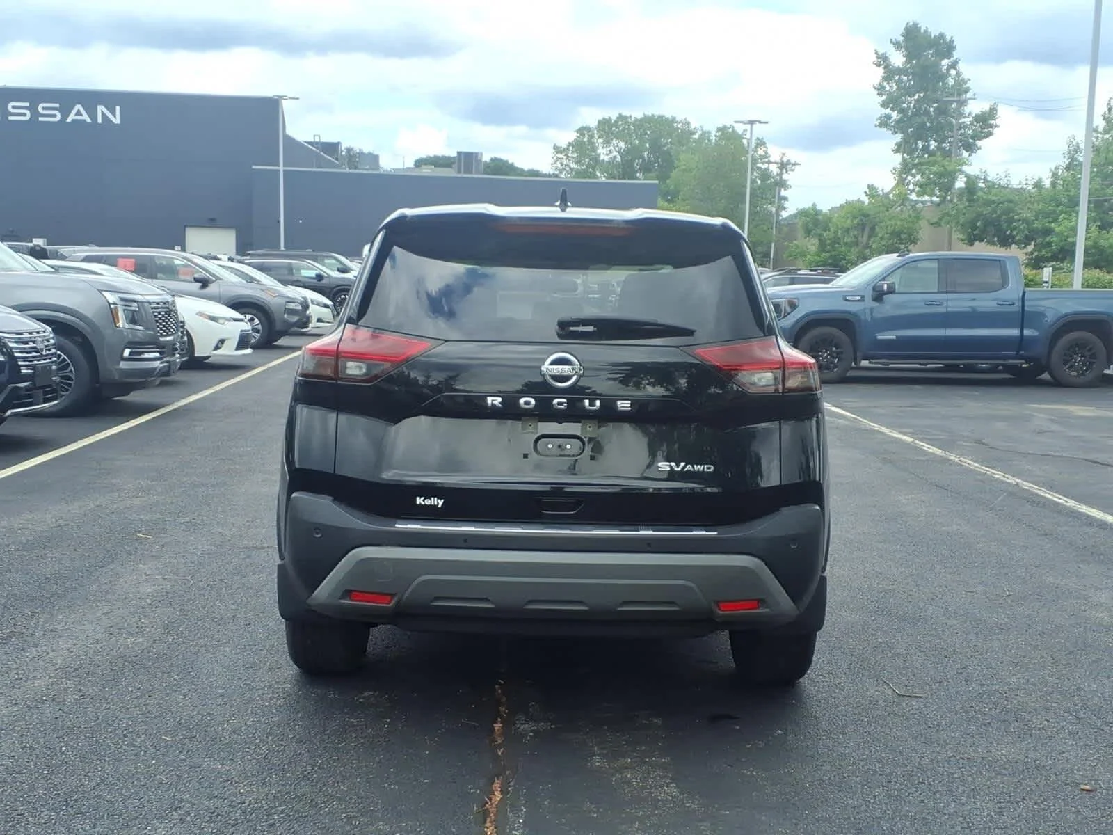 Certified Used 2021 Super Black Nissan SV image 6