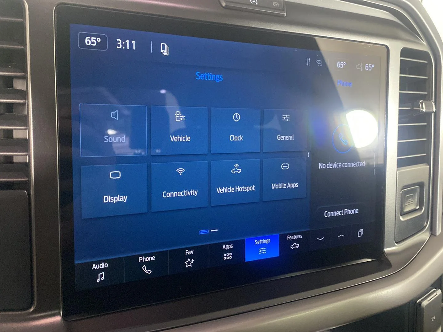 New 2026 Agate Black Ford XLT image 4