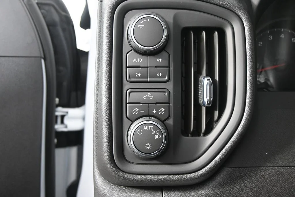 2026 Chevrolet Silverado 1500 Custom Trail Boss - Photo 23