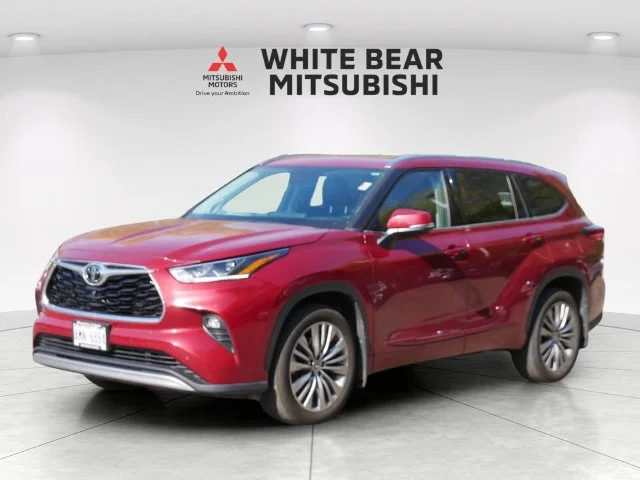 Used 2021 Toyota Highlander Platinum with VIN 5TDFZRBH9MS093207 for sale in White Bear Lake, Minnesota