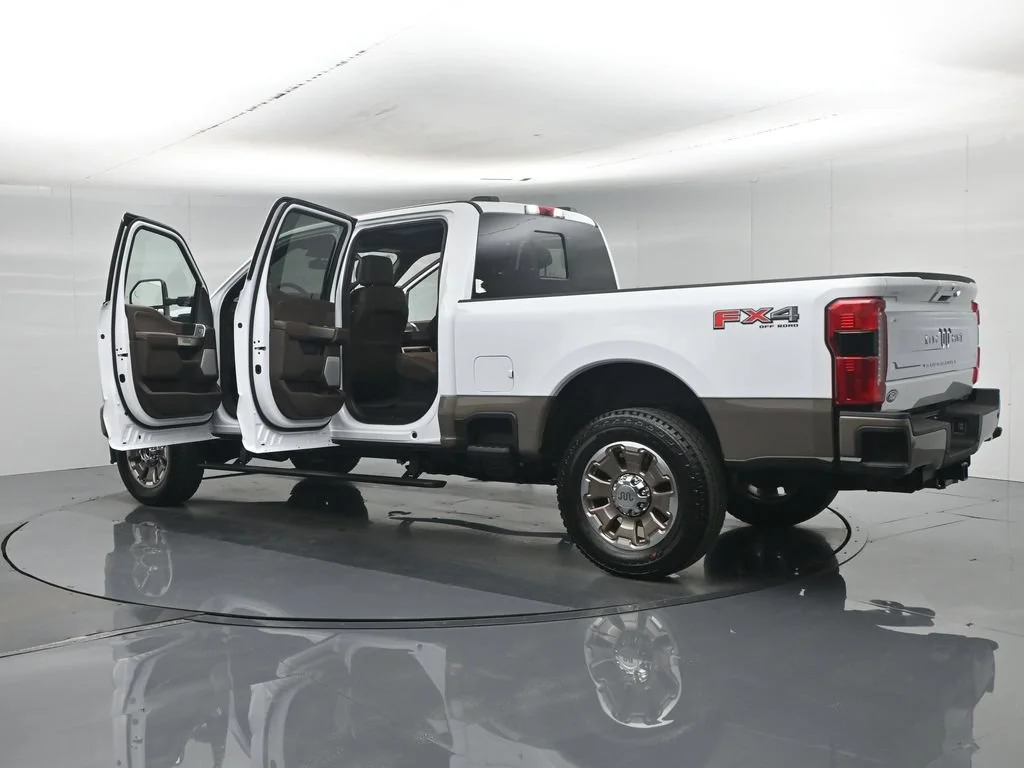 New 2027 Oxford White Ford King Ranch image 37