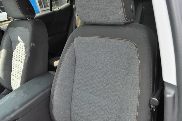 Used 2024 Summit White Chevrolet LT image 10