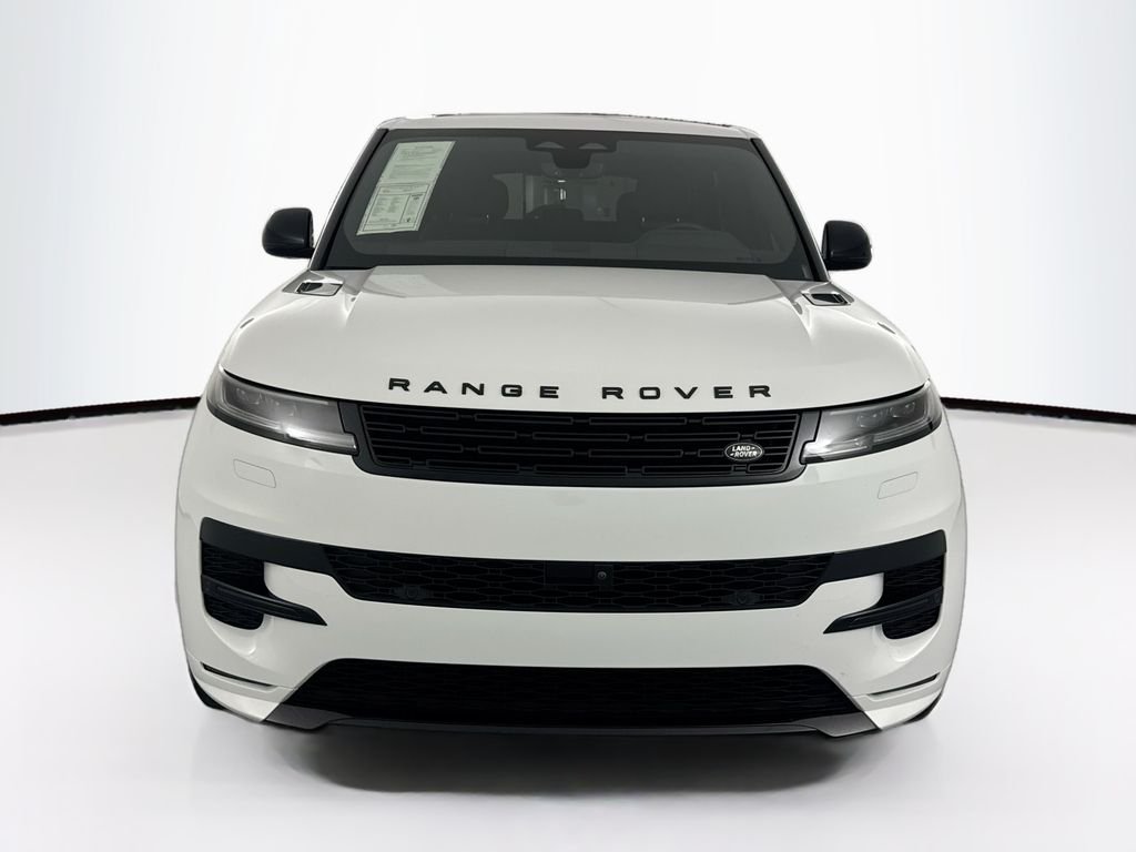 Certified Used 2025 White Land Rover Dynamic SE image 2