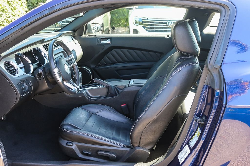 2010 Ford Mustang GT - Photo 20