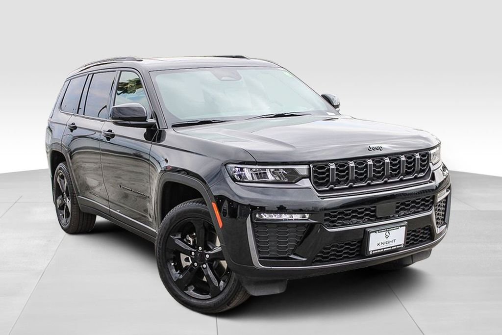 New 2026 Diamond Black Crystal Pearlcoat Jeep Limited image 2